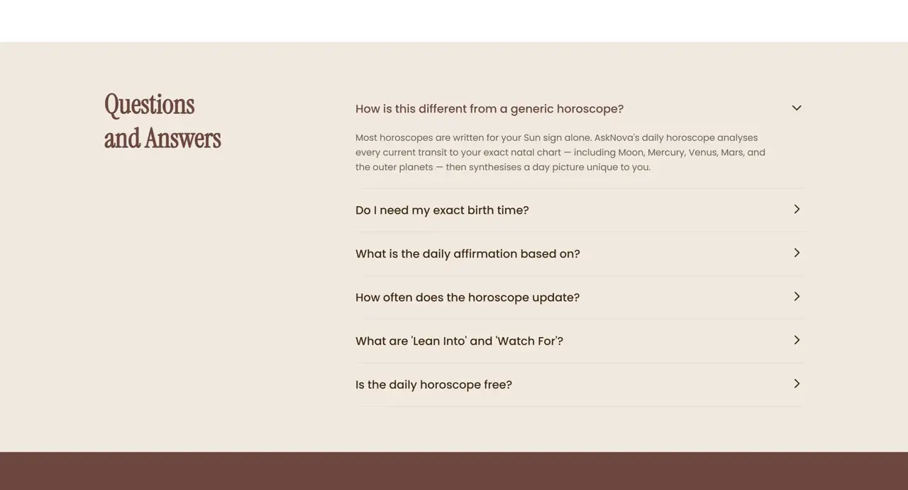 Секция «FAQ» с сайта https://www.asknovaastrology.com/, тематика — Другое, цвета — Белый, стиль — Минимализм, типографика — С засечками