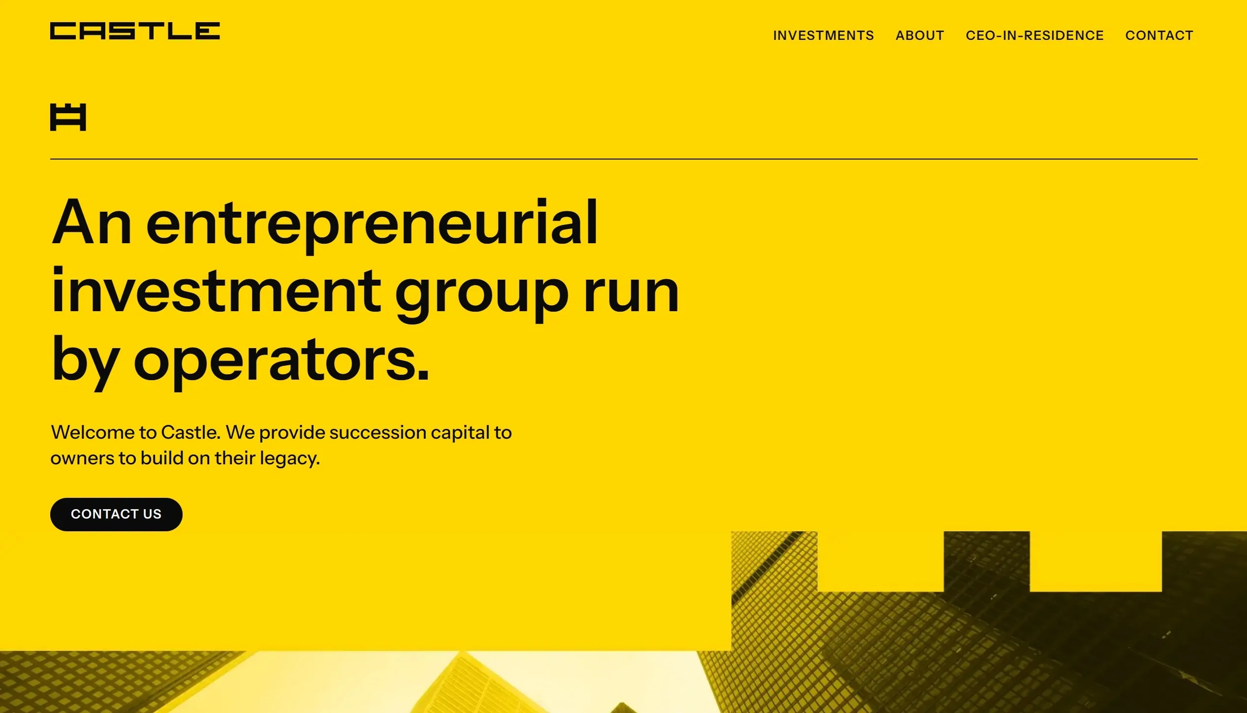 Castle Секция «Призыв к действию» с сайта https://castle.holdings/, тематика — Финансы, цвета — Оранжевый, стиль — Корпоративный, Брутализм, типографика — Без засечек