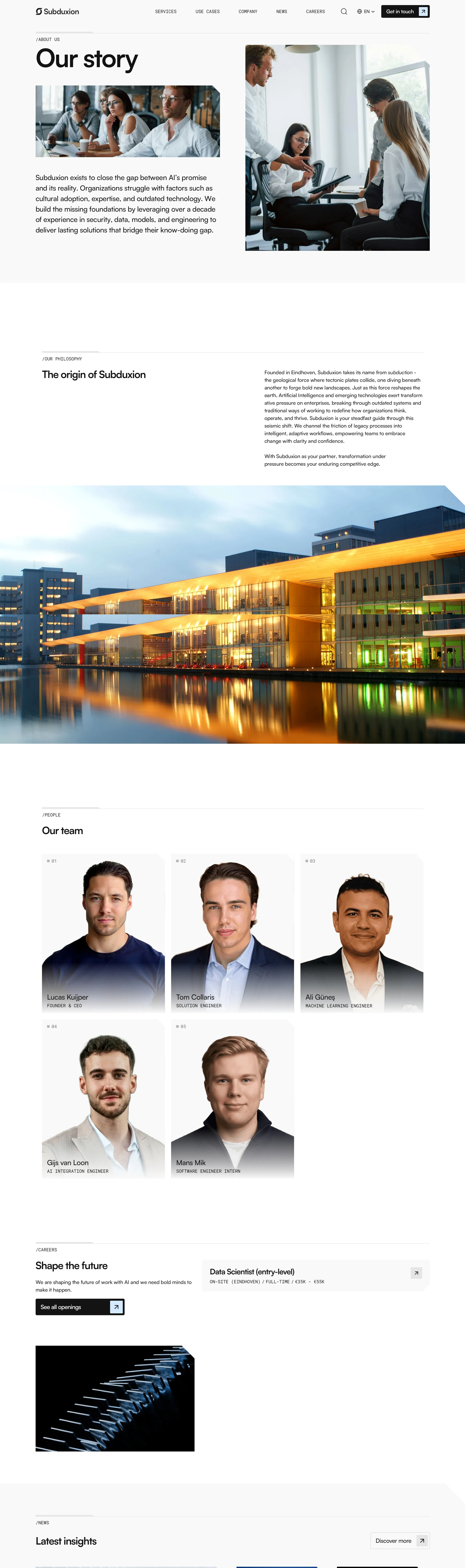 Subduxion Страница о компании Subduxion, тематика — IT и программное обеспечение, цвета — Белый, Серый, стиль — Корпоративный, типографика — Без засечек