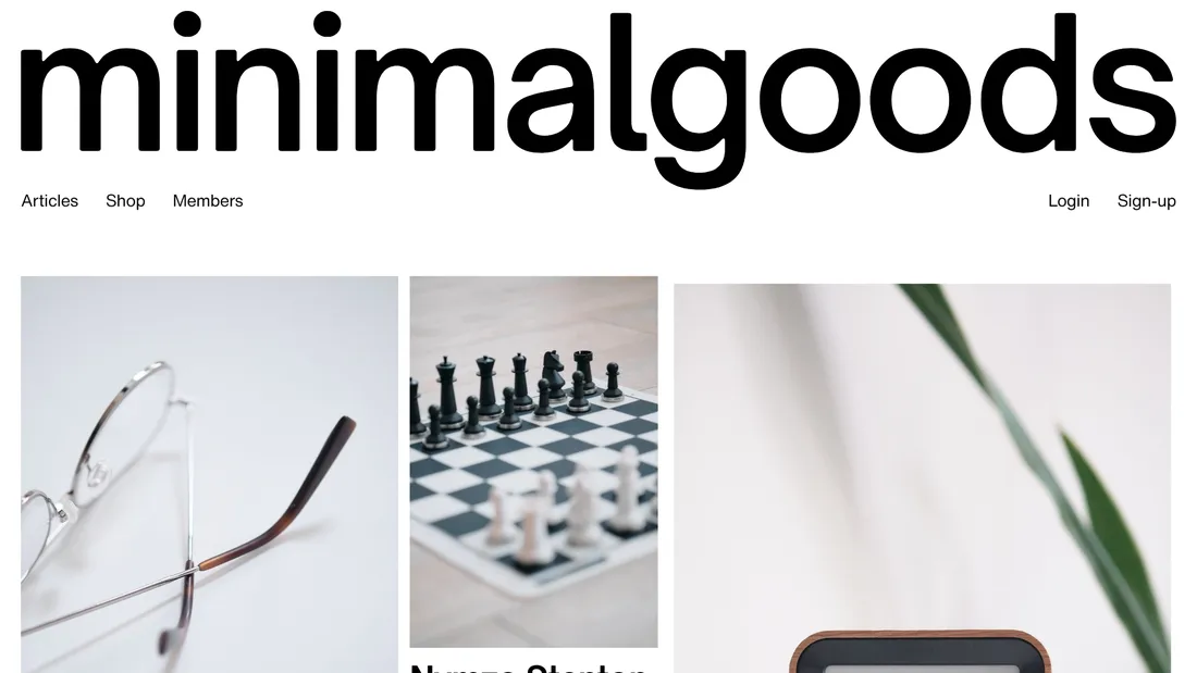 Секция «Товары» с сайта https://www.minimalgoods.co/, тематика — Интернет-магазин, цвета — Белый, Серый, стиль — Минимализм, типографика — Без засечек