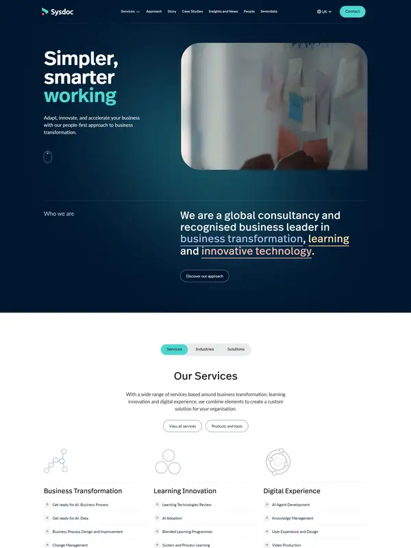 Главная Sysdoc, тематика — Бизнес и профессиональные услуги, цвета — Белый, Черный, Серый, стиль — Корпоративный, Минимализм, типографика — Без засечек