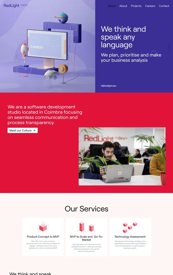 Главная RedLight, тематика — IT и программное обеспечение, цвета — Белый, Серый, Синий, Красный, Фиолетовый, стиль — Корпоративный, типографика — Без засечек