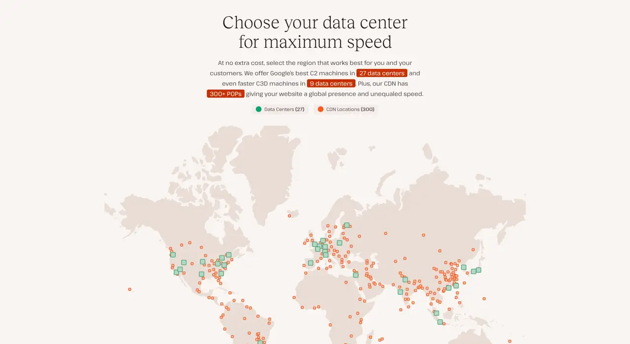 Секция «Контент» с сайта https://kinsta.com/, тематика — SaaS, цвета — Белый, стиль — Корпоративный, Минимализм, типографика — С засечками, Без засечек