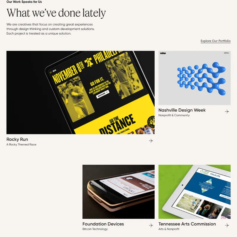 Секция «Кейсы» с сайта https://designups.com/, тематика — Дизайн, цвета — Белый, Черный, стиль — Корпоративный, Фестивальный, типографика — Без засечек