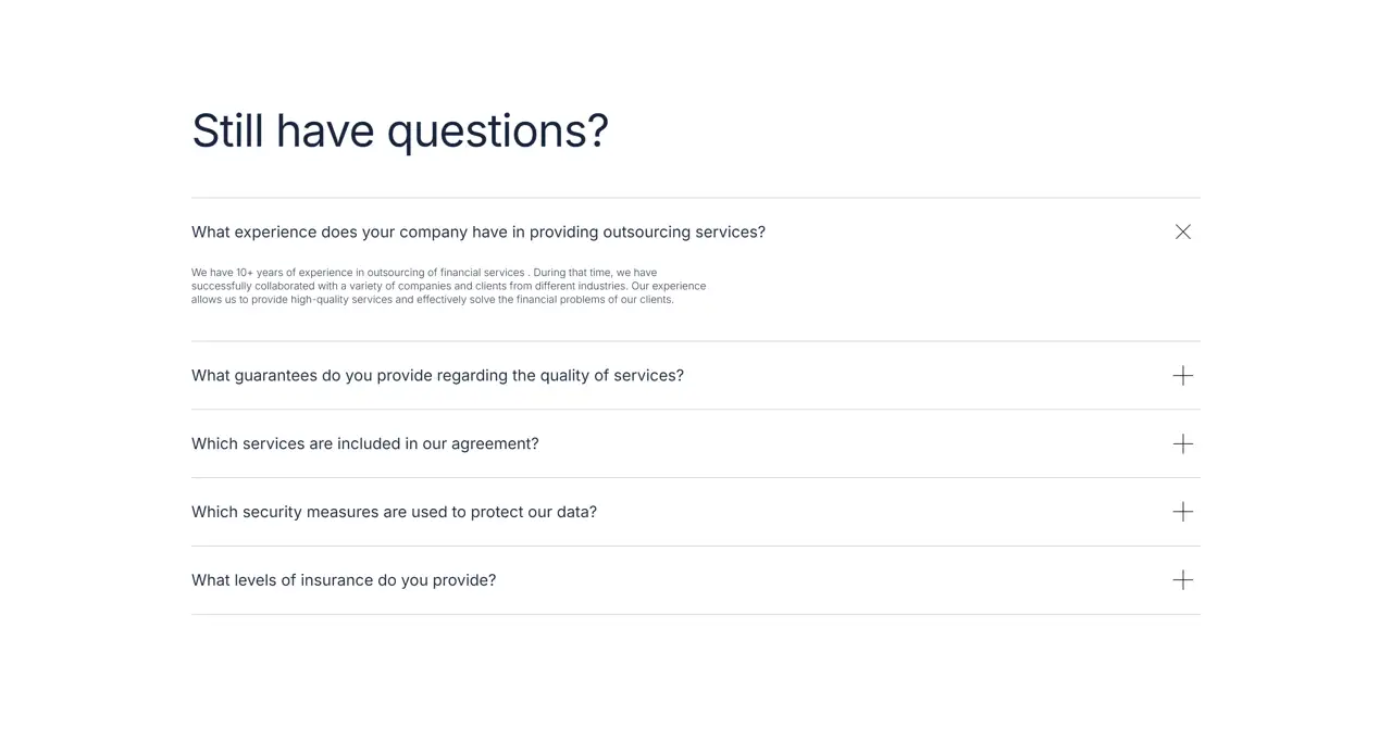 Секция «FAQ» с сайта https://alphior.com/, тематика — Бизнес и профессиональные услуги, цвета — Белый, стиль — Корпоративный, Минимализм, типографика — Без засечек