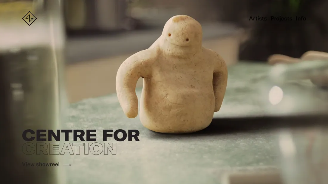 Секция «Первый экран» с сайта https://artbox.nl/, тематика — Искусство, цвета — Черный, Серый, Коричневый, стиль — Минимализм, типографика — Без засечек