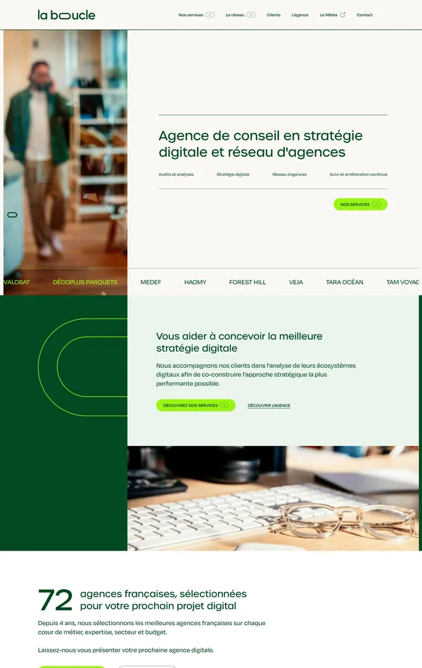 Главная la boucle, тематика — Агентство , цвета — Белый, Черный, стиль — Корпоративный, типографика — Без засечек