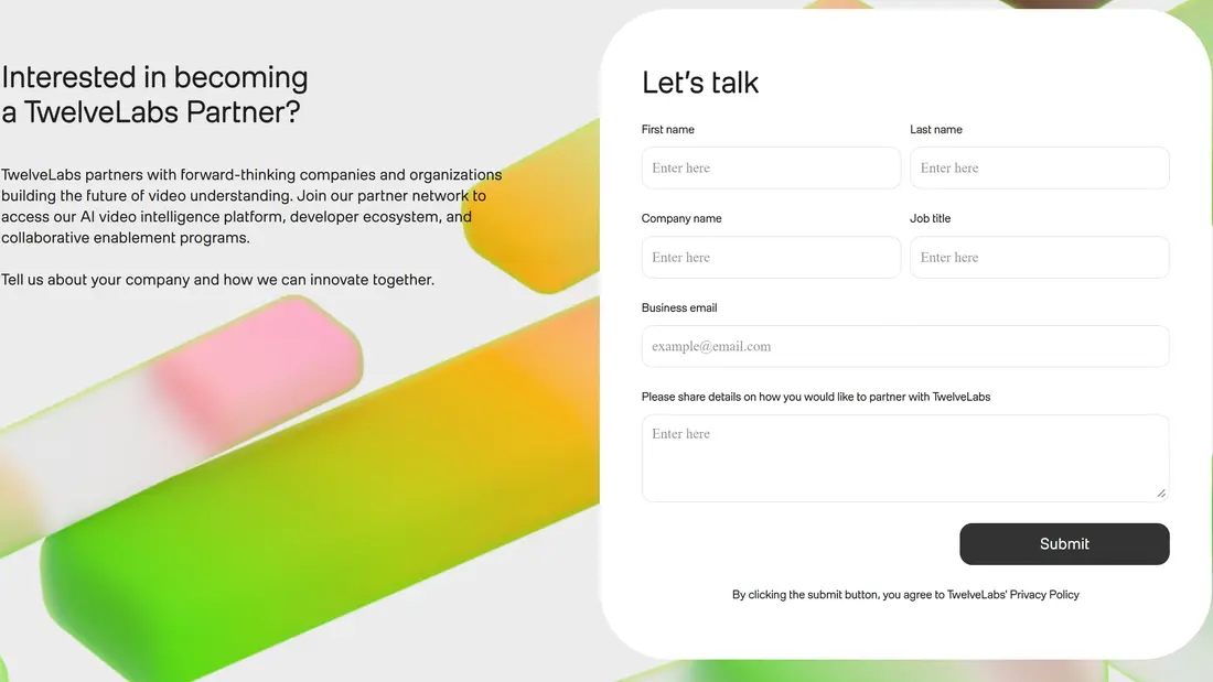 Секция «Форма» с сайта https://www.twelvelabs.io/, тематика — IT и программное обеспечение, цвета — Белый, стиль — Корпоративный, Минимализм, типографика — Без засечек