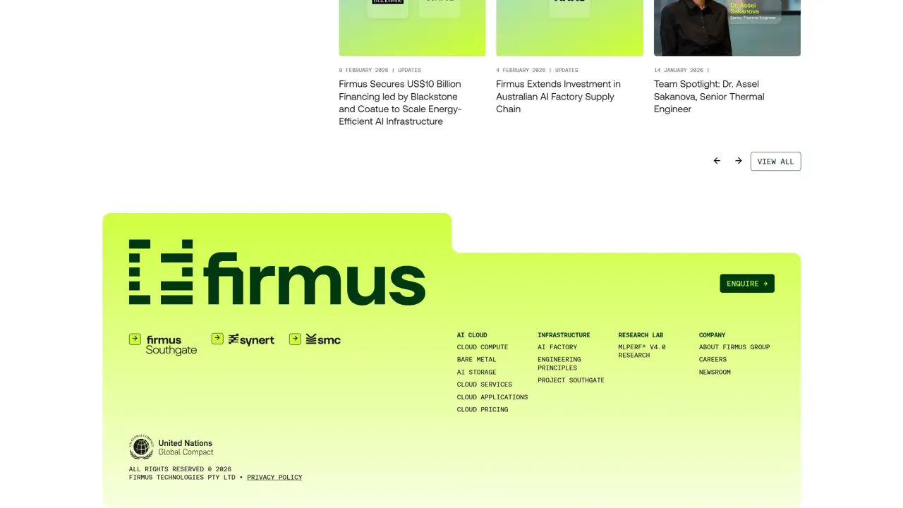 Секция «Футер» с сайта https://firmus.co/, тематика — IT и программное обеспечение, цвета — Белый, Желтый, стиль — Корпоративный, Минимализм, типографика — Без засечек