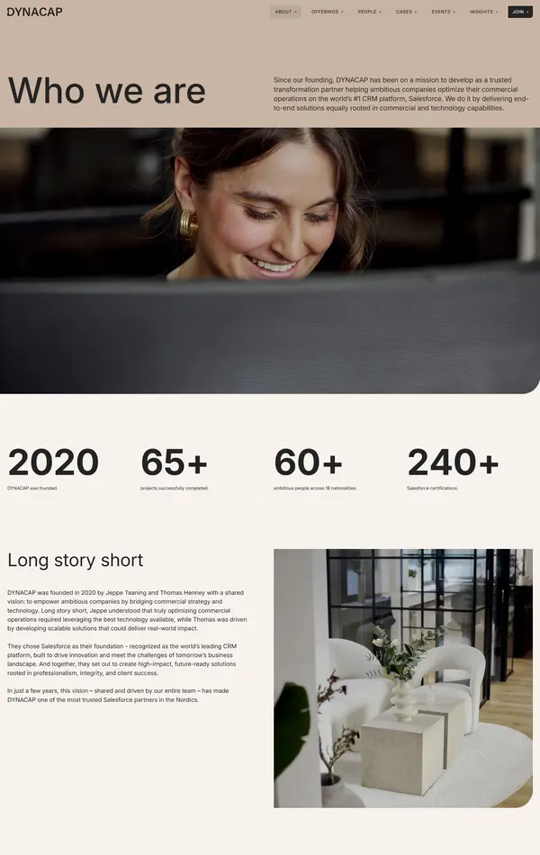 Страница о компании DYNACAP, тематика — Бизнес и профессиональные услуги, цвета — Белый, Черный, Серый, стиль — Корпоративный, типографика — Без засечек