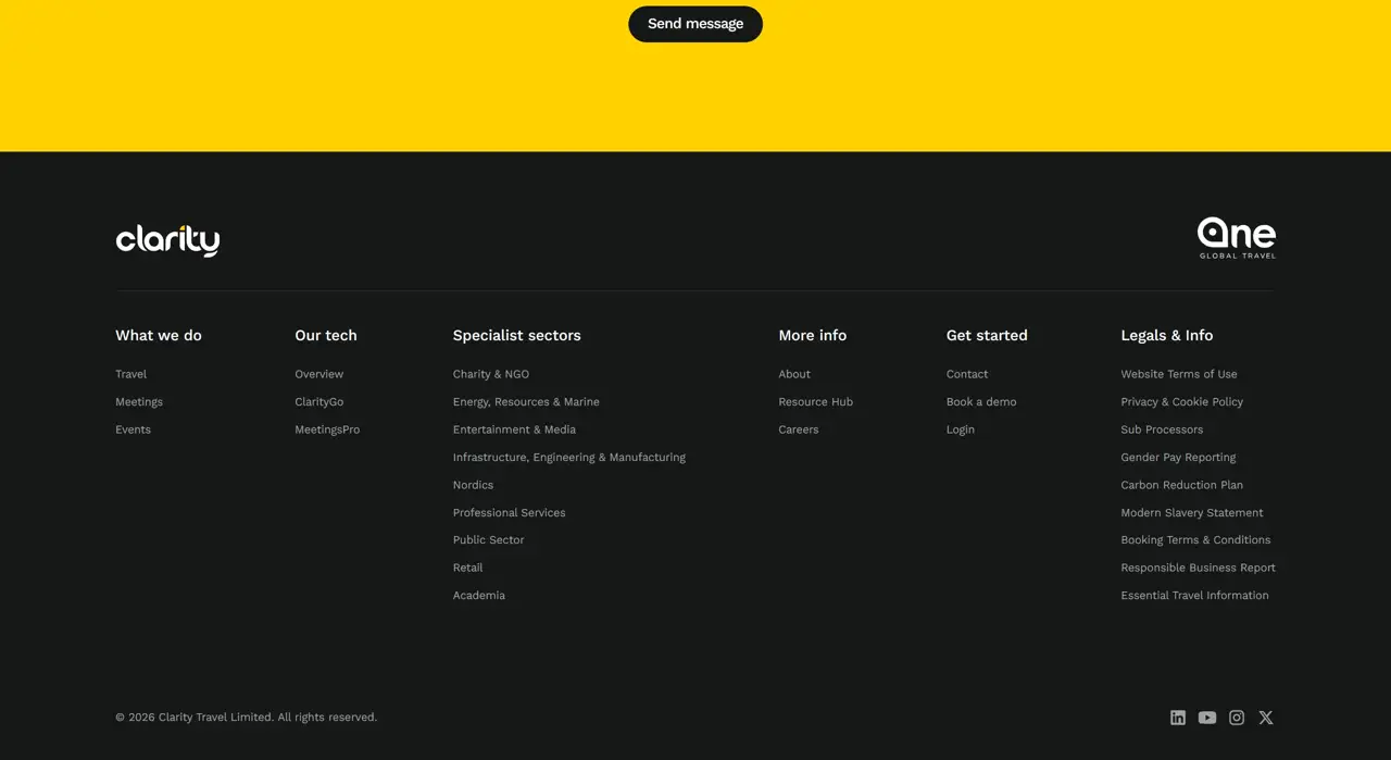 Секция «Футер» с сайта https://www.claritybusinesstravel.com/, тематика — Путешествия и туризм, цвета — Черный, Оранжевый, стиль — Корпоративный, Минимализм, типографика — Без засечек