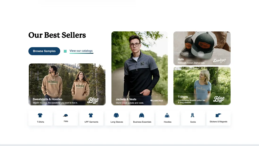 Секция «Товары» с сайта https://blue84custom.com/, тематика — Интернет-магазин, Одежда, цвета — Белый, Серый, стиль — Корпоративный, типографика — Без засечек