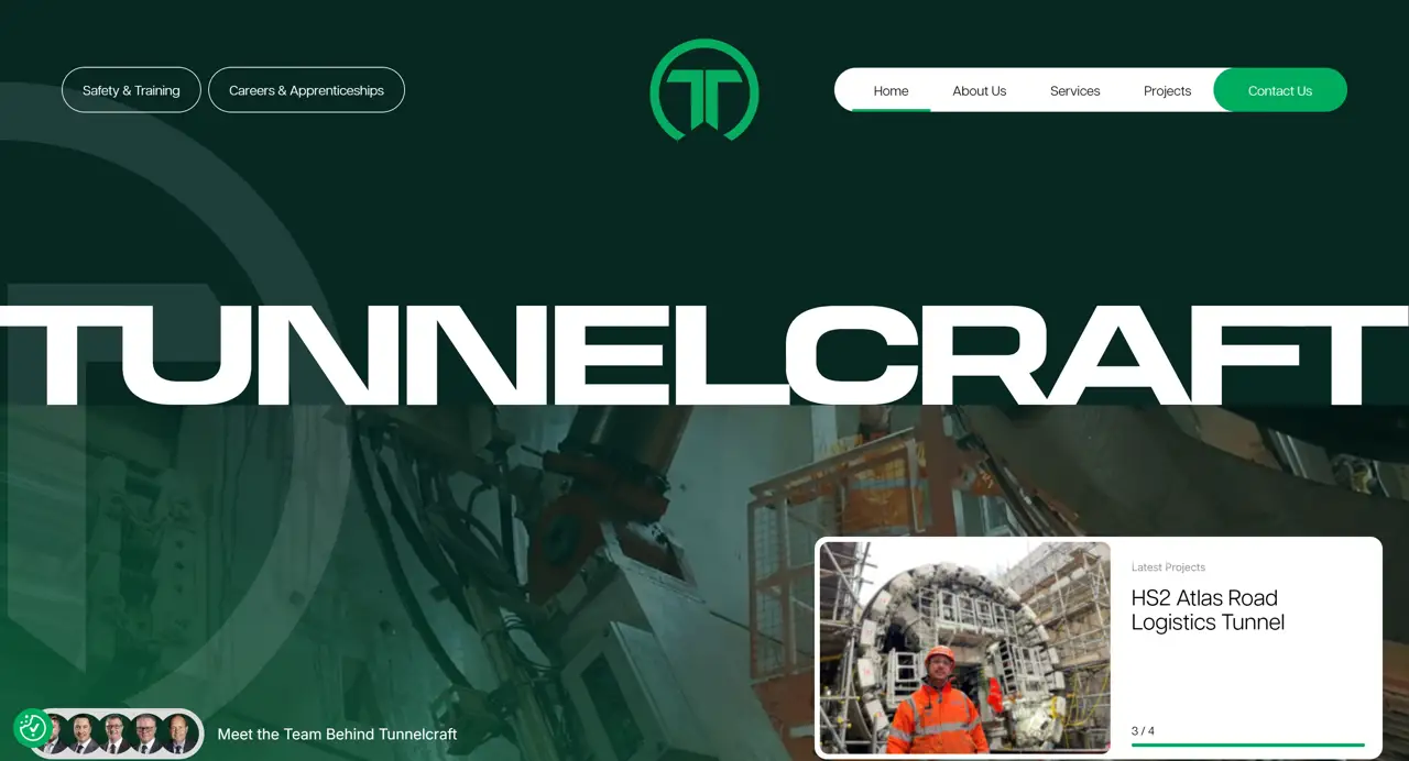 Секция «Первый экран» с сайта https://tunnelcraft.co.uk/, тематика — Строительство, цвета — Черный, Серый, стиль — Корпоративный, типографика — Без засечек, Декоративные