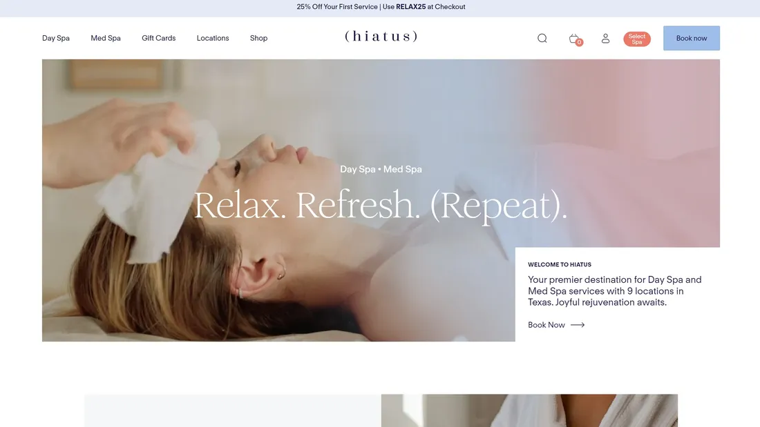 Секция «Первый экран» с сайта https://www.hiatusspa.com/, цвета — Белый, Серый, стиль — Минимализм, типографика — Без засечек