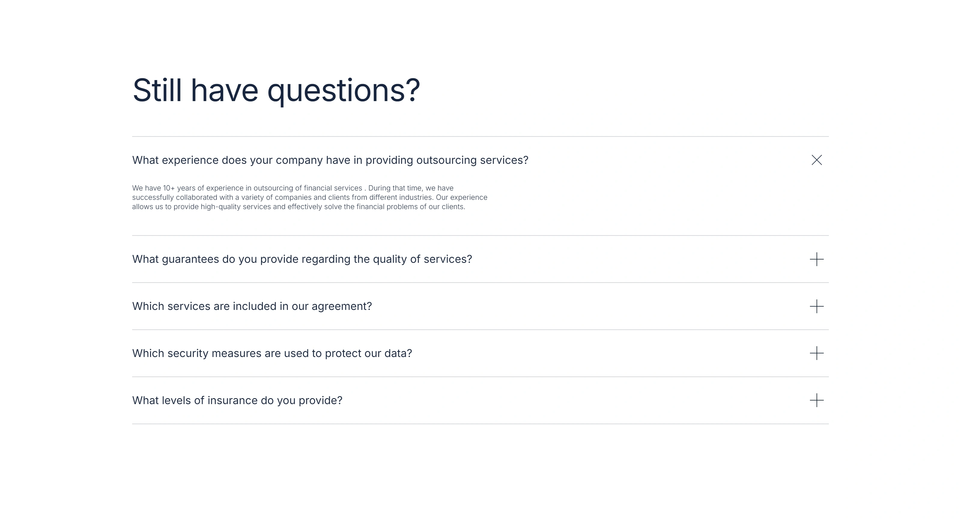 Alphior Секция «FAQ» с сайта https://alphior.com/, тематика — Бизнес и профессиональные услуги, цвета — Белый, стиль — Корпоративный, Минимализм, типографика — Без засечек