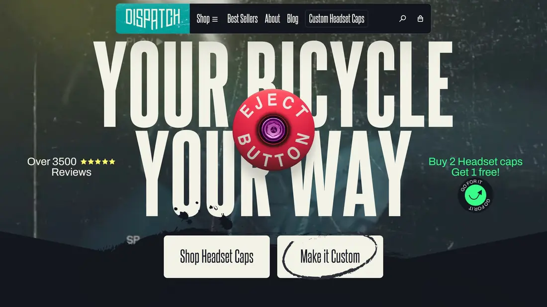 Секция «Первый экран» с сайта https://www.dispatch.bike/, тематика — Интернет-магазин, цвета — Белый, Черный, Серый, стиль — Типографика, Брутализм, типографика — Без засечек, Декоративные