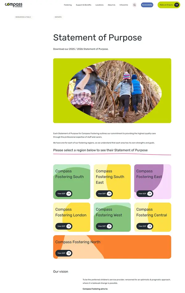 Страница о компании Compass Fostering, тематика — Некоммерческая деятельность, цвета — Белый, стиль — Корпоративный, типографика — Без засечек