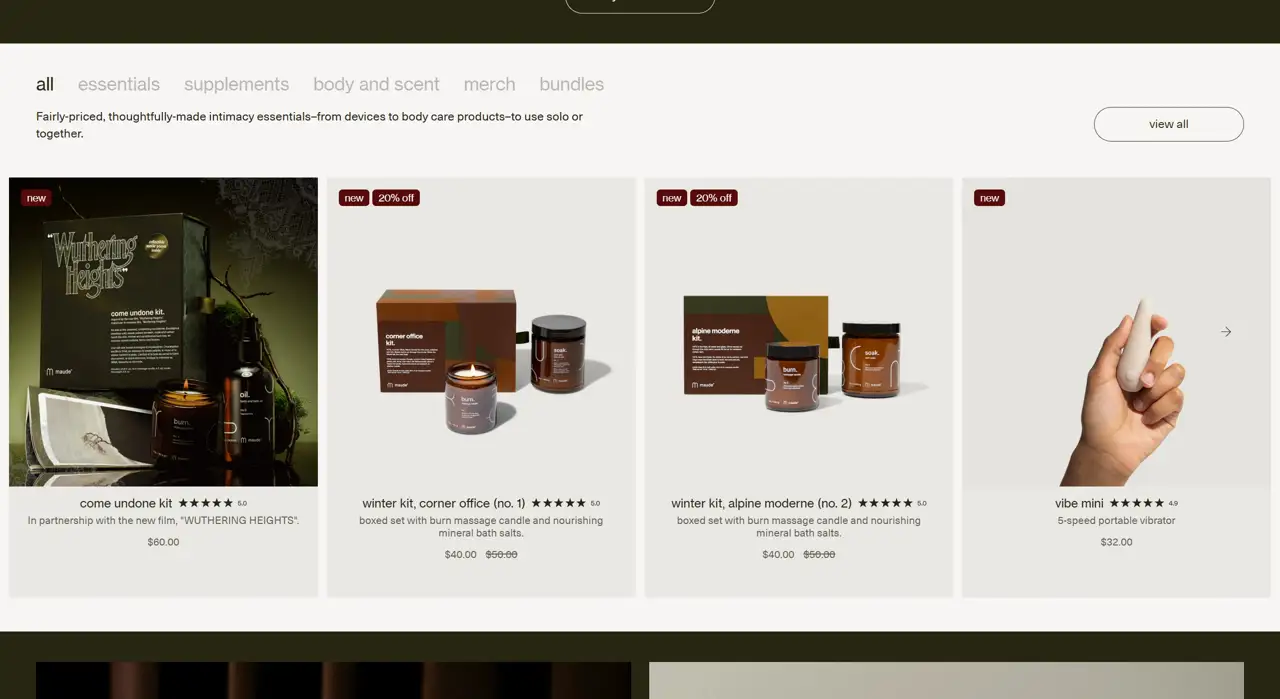 Секция «Товары» с сайта https://getmaude.com/, тематика — Интернет-магазин, Здоровье и фитнес, цвета — Белый, Черный, стиль — Минимализм, типографика — Без засечек