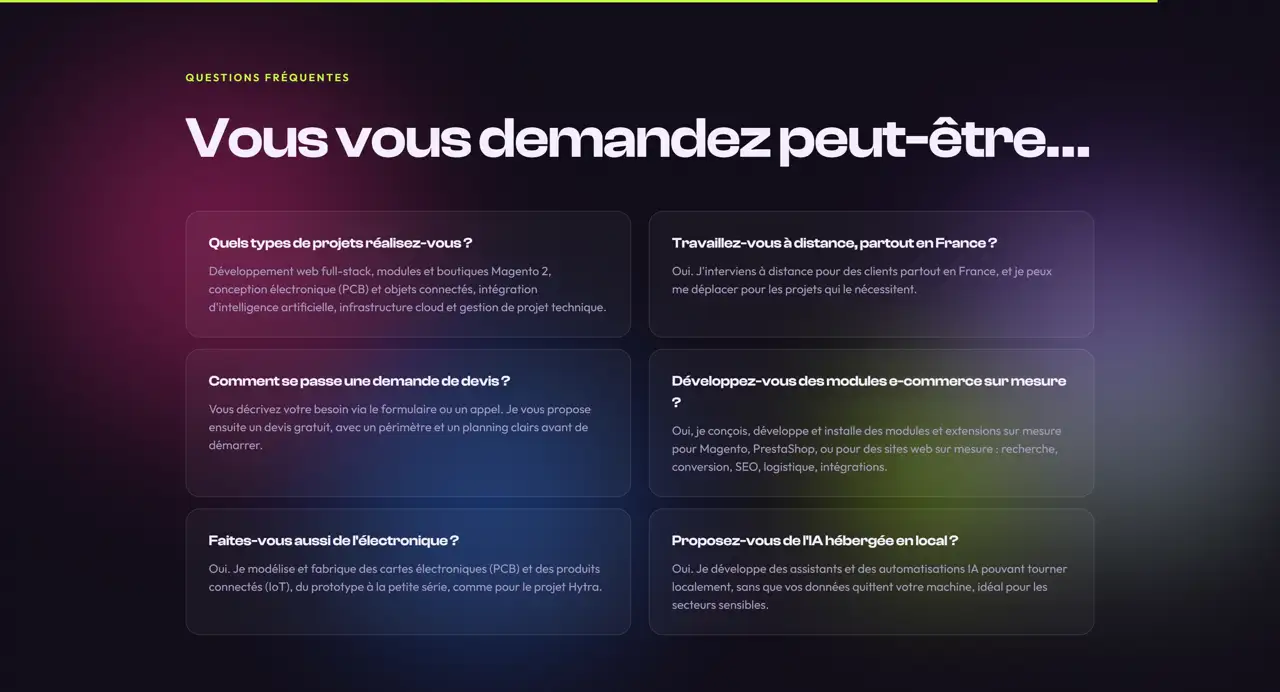 Секция «FAQ» с сайта https://www.hugostawiarski.fr/, тематика — IT и программное обеспечение, цвета — Черный, Серый, стиль — Карточный, Минимализм, типографика — Без засечек, Декоративные