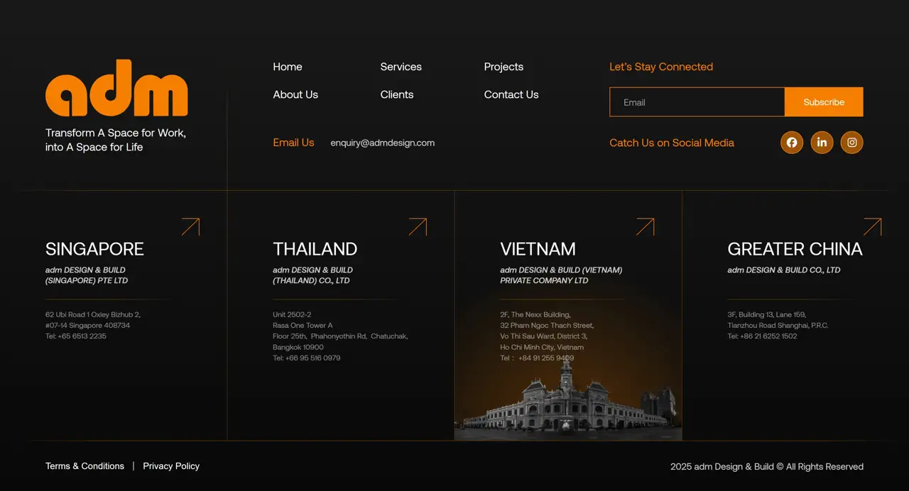 Секция «Футер» с сайта https://www.admdesign.com.sg/, тематика — Дизайн, цвета — Черный, стиль — Корпоративный, Минимализм, типографика — Без засечек