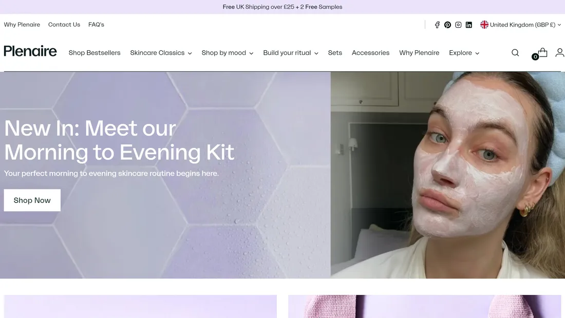 Секция «Первый экран» с сайта https://www.plenaire.co/, тематика — Интернет-магазин, цвета — Белый, Серый, стиль — Минимализм, типографика — Без засечек