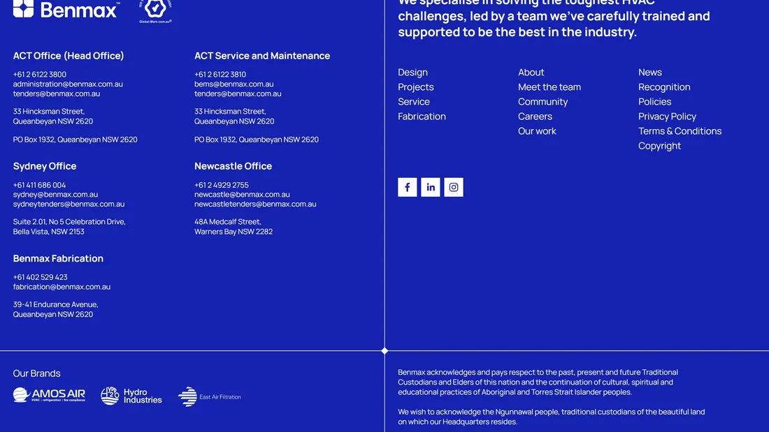 Секция «Контакты» с сайта https://benmax.com.au/, тематика — Строительство, цвета — Синий, стиль — Корпоративный, Минимализм, типографика — Без засечек