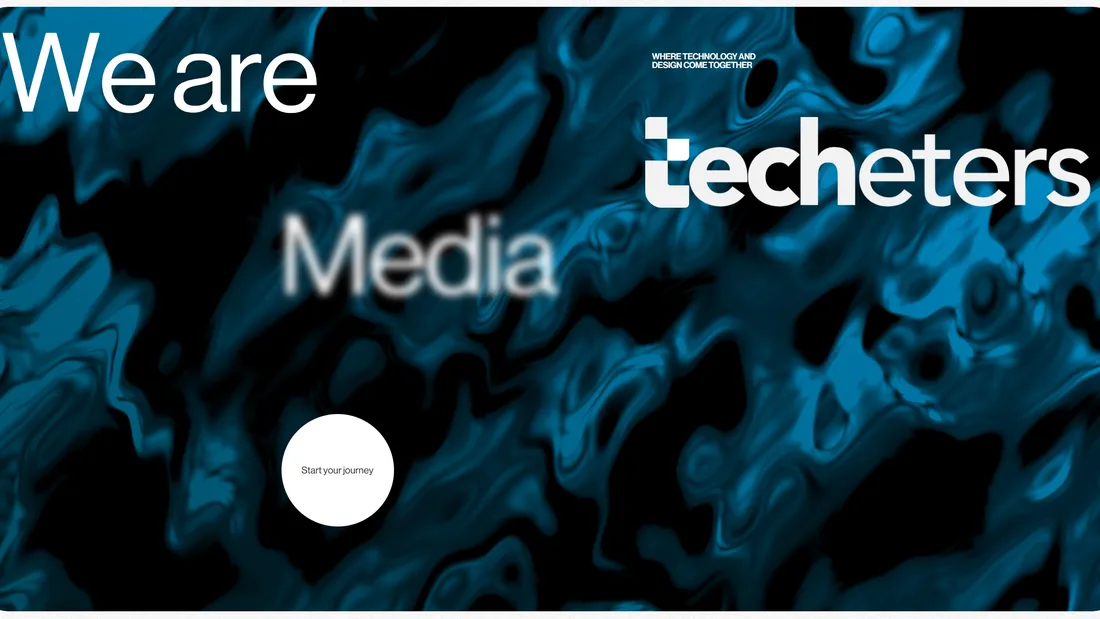 Секция «Первый экран» с сайта https://www.techeters.com/, тематика — Медиа, Агентство , цвета — Черный, Серый, стиль — Брутализм, Полигональный, типографика — Без засечек