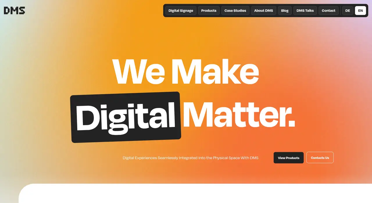 Секция «Первый экран» с сайта https://www.digitale-medien.at/en, тематика — Агентство , цвета — Белый, Желтый, Оранжевый, стиль — Корпоративный, Брутализм, типографика — Без засечек, Декоративные