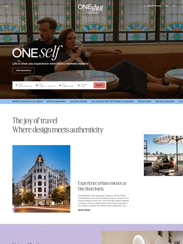 Главная One Shot Hotels, тематика — Размещение, цвета — Белый, Черный, Серый, стиль — Классический, Минимализм, типографика — С засечками, Без засечек